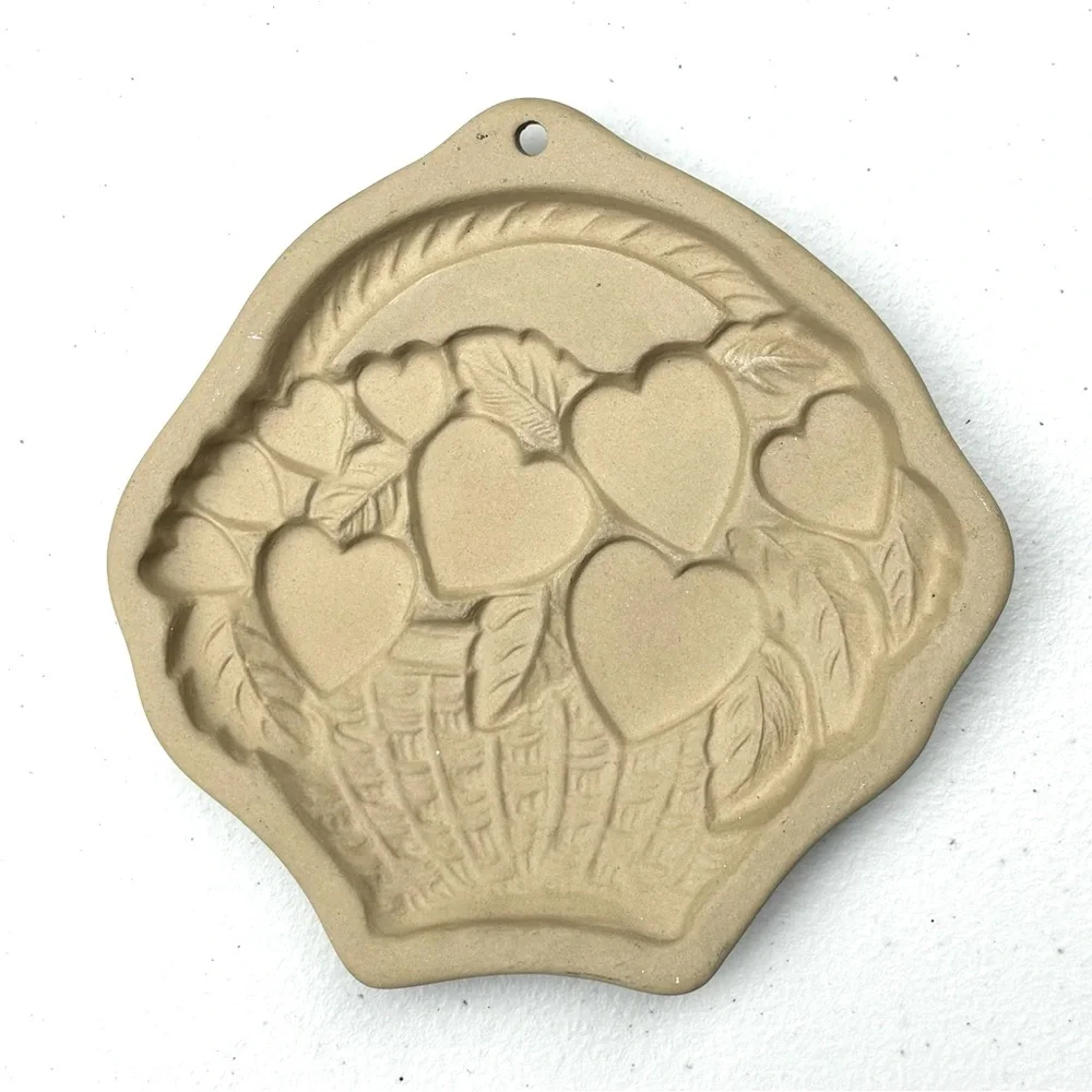 Brown Bag Molds hill design